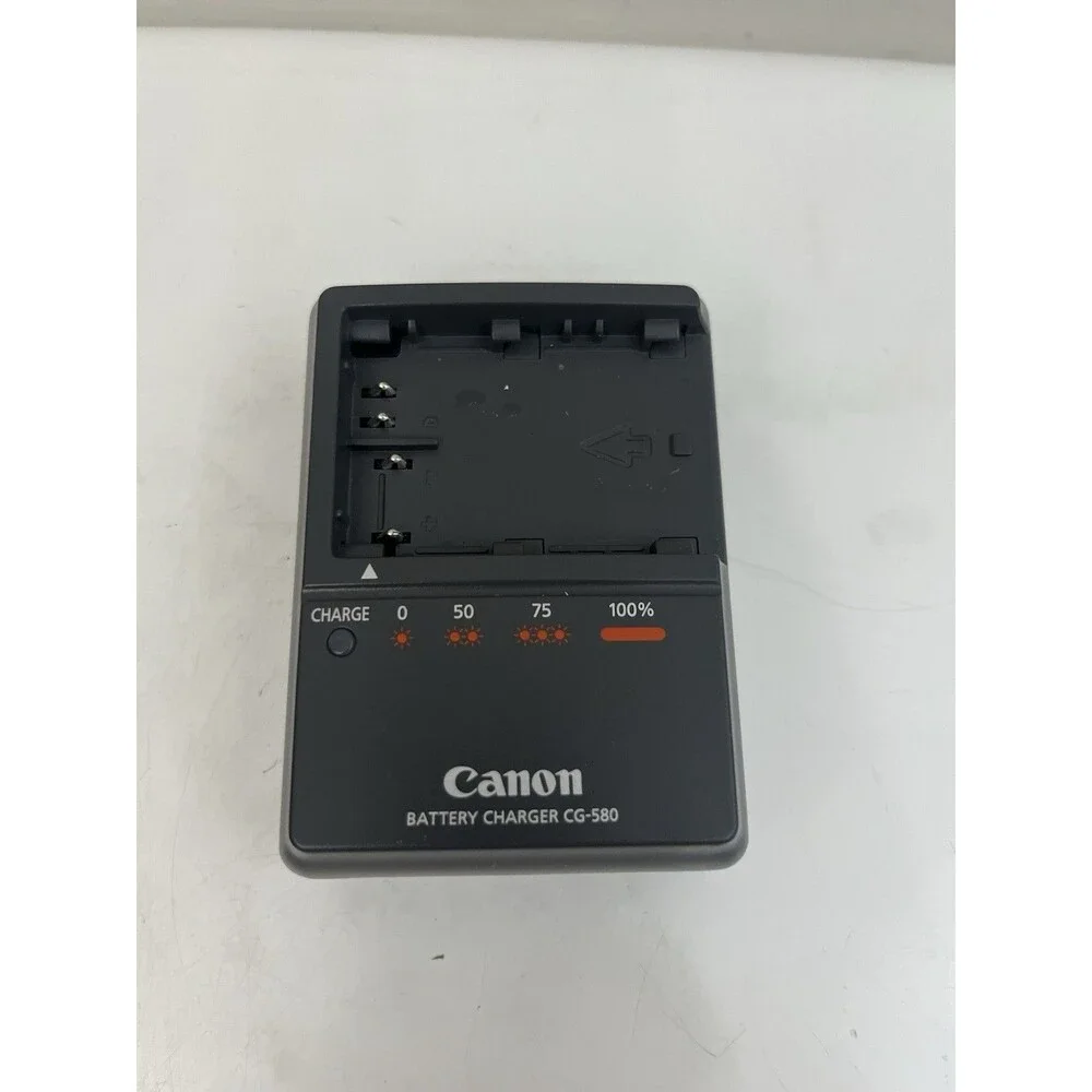 Canon PowerShot G6 7.1 Megapixels 4x Optical Zoom Digital Camera, Case FOR PARTS